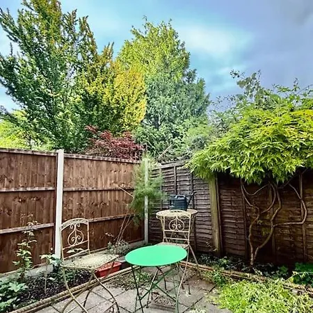 Cozy 1-Bedroom In Turnham Green London Exterior photo